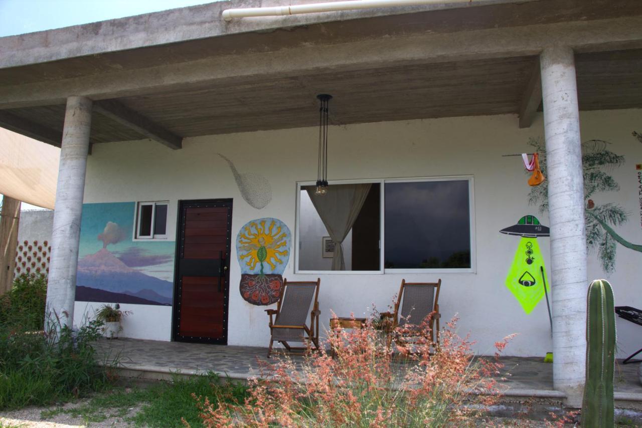 Casa De Huespedes Colmena Hotell Tlayacapan Exteriör bild